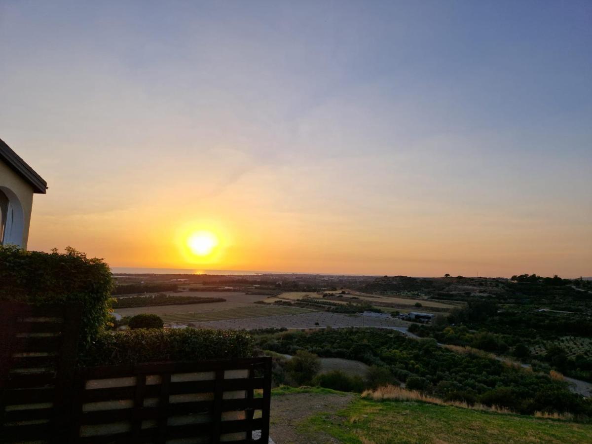 Arodafni House. Unique Views And Amazing Sunsets. Kúklia Kültér fotó